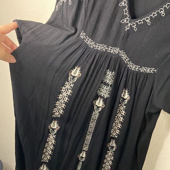 Bishop + Young Bat Wing Sleeve Embroidered Boho Dress size Small - Picture 5 of 11